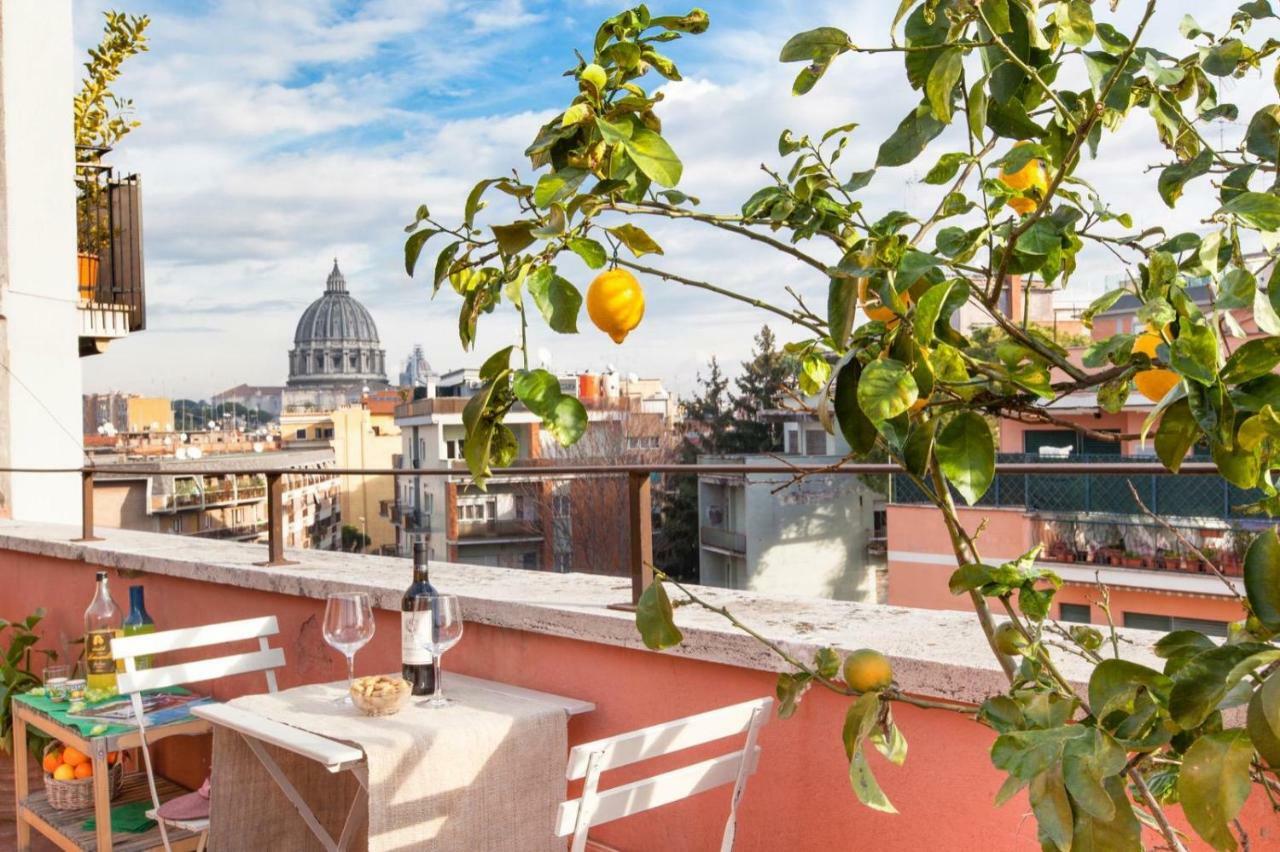 Postcard From St Peter'S Dome Apartment Екстериор снимка
