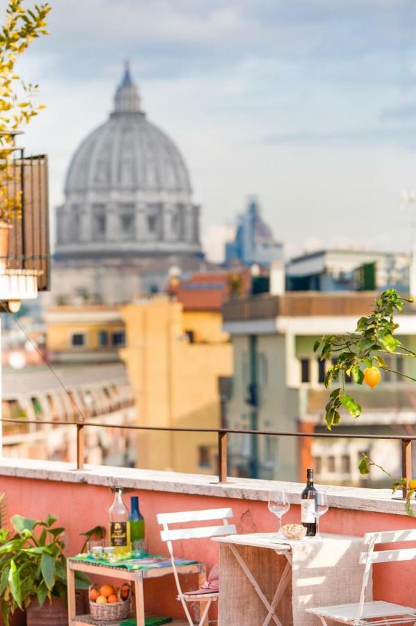 Postcard From St Peter'S Dome Apartment Екстериор снимка